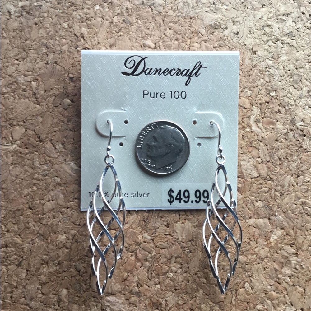 Twist wire drop earrings - Picture 4 of 5